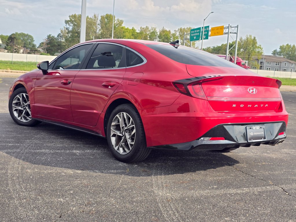 Used 2021 Hyundai Sonata SEL FWD image 13