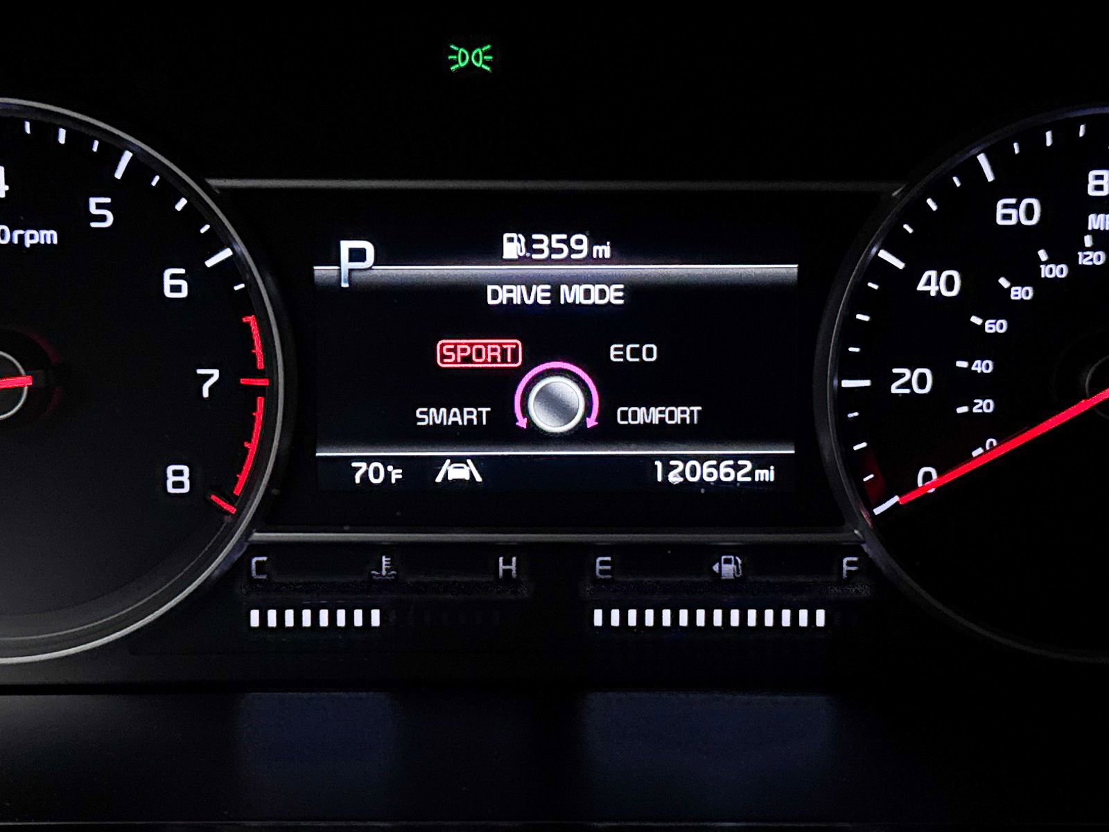 Used 2021 Kia Sorento LX image 8