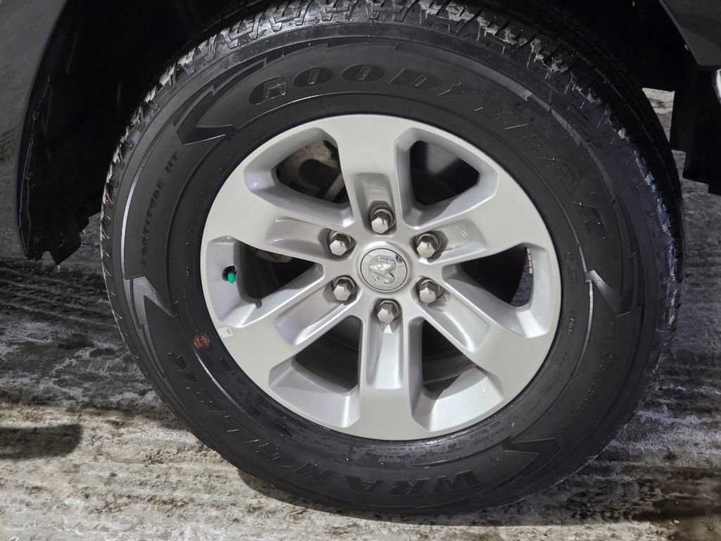 Used 2022 RAM 1500 Laramie image 19