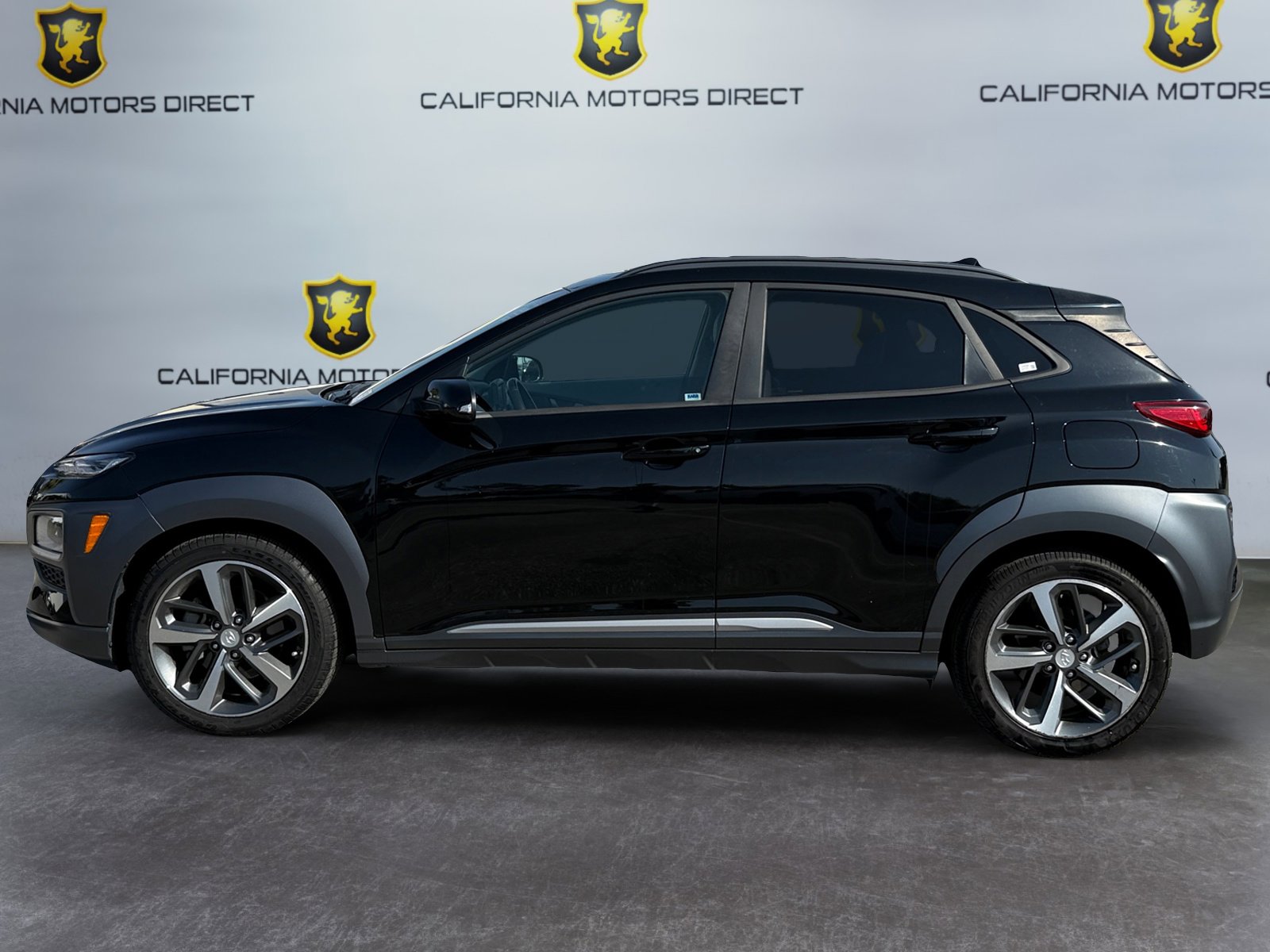 Used 2020 Hyundai Kona Limited FWD image 2