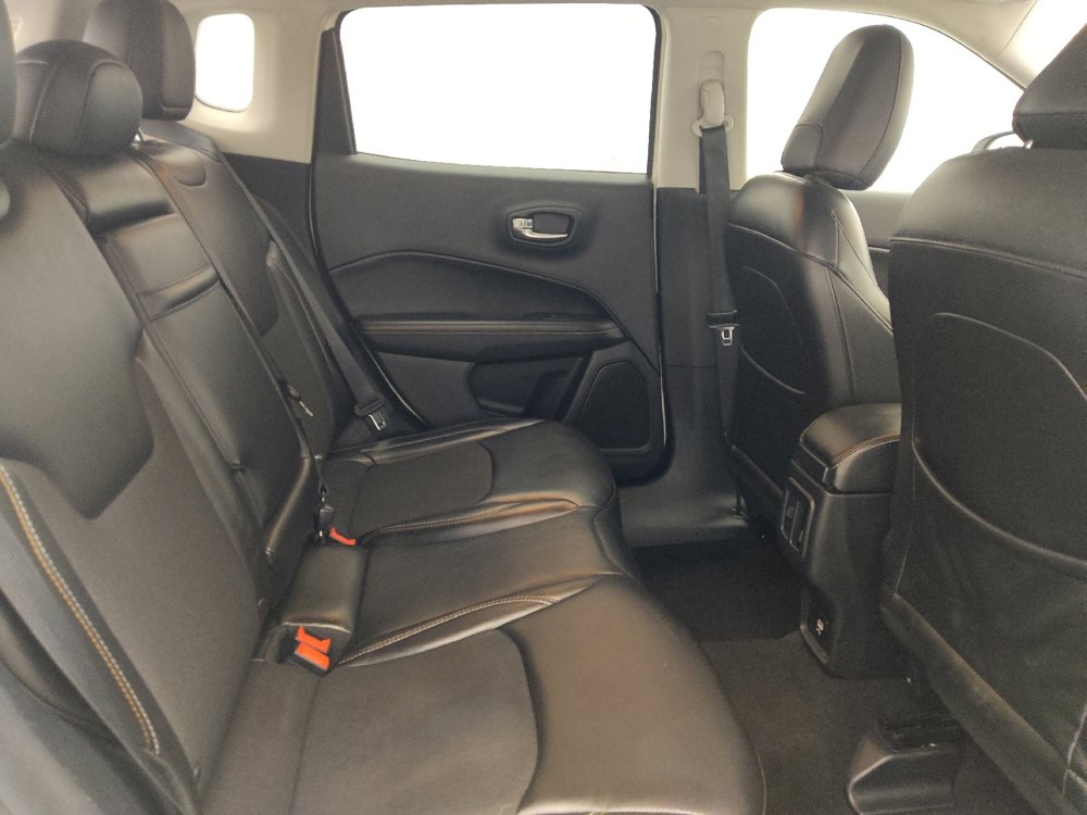 Used 2018 Jeep Compass Latitude AWD/4WD image 19