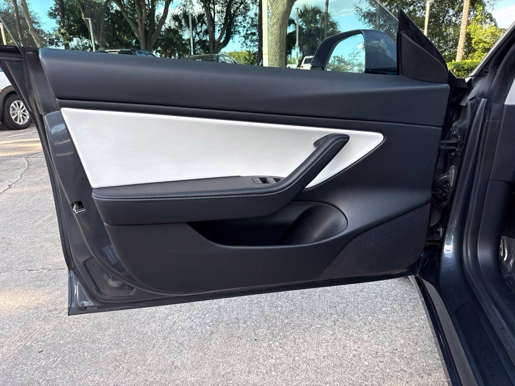 Used 2021 Tesla Model 3 Performance AWD/4WD image 13