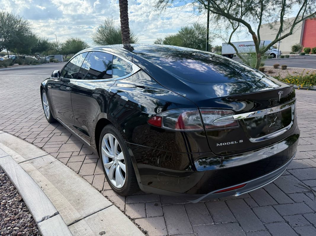 Used 2014 Tesla Model S image 4