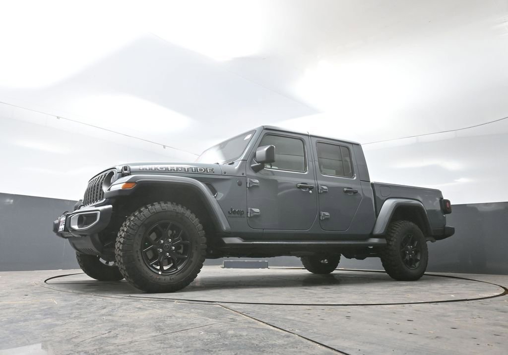 Used 2025 Jeep Gladiator High Tide image 52