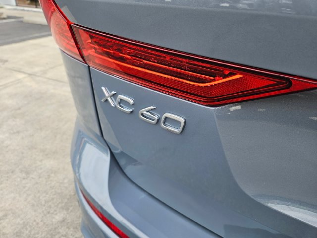 Certified 2024 Volvo XC60 T8 Polestar AWD/4WD image 10