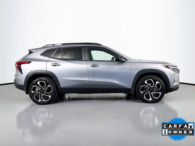 Used 2025 Chevrolet Trax RS w/ Driver Confidence Package FWD image 8