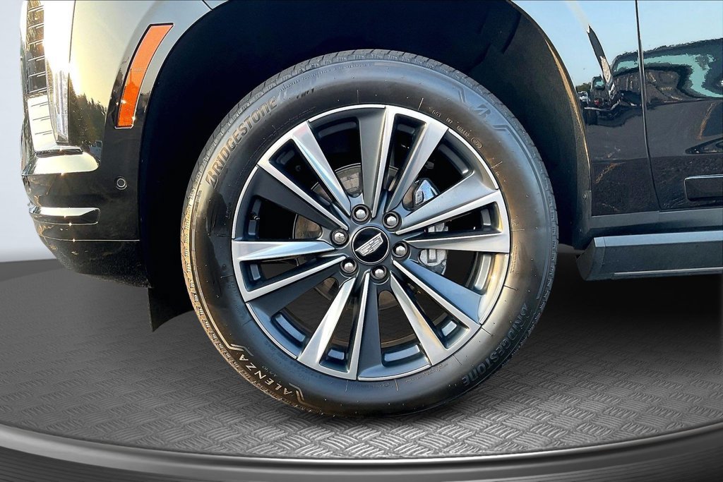 Used 2026 Cadillac Escalade Sport w/ Touring Package AWD/4WD image 35