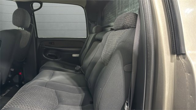 Used 2002 Chevrolet Avalanche 2500 image 25