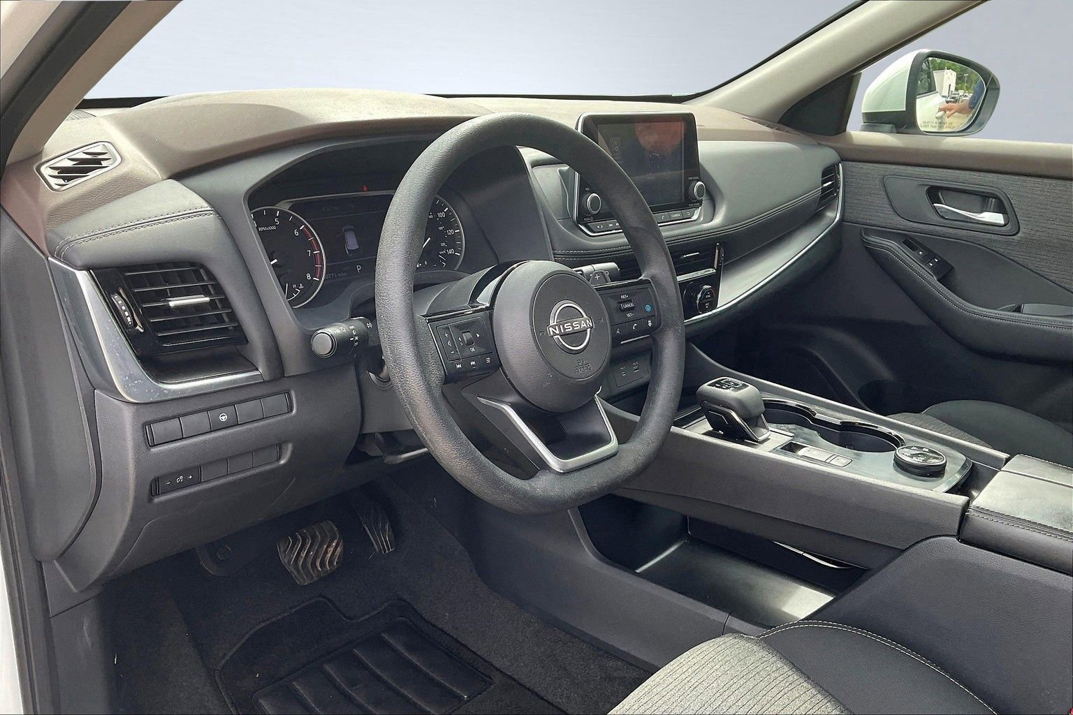 Certified 2023 Nissan Rogue SV image 21