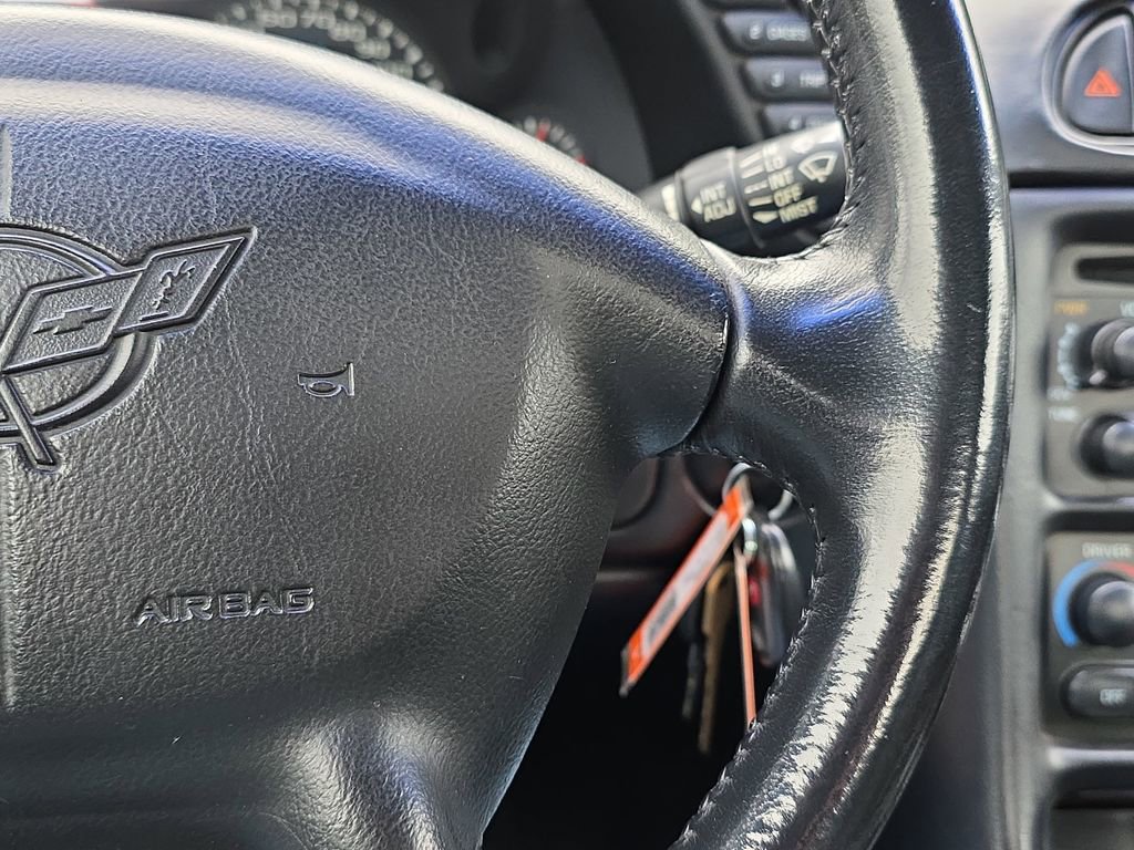 Used 2000 Chevrolet Corvette Convertible w/ Memory Pkg image 18