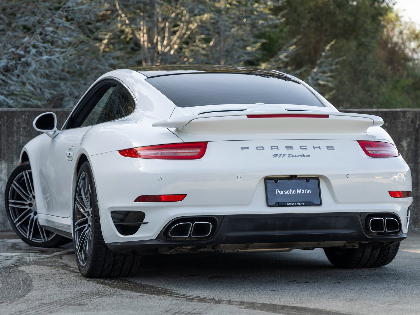 Used 2016 Porsche 911 Turbo image 3