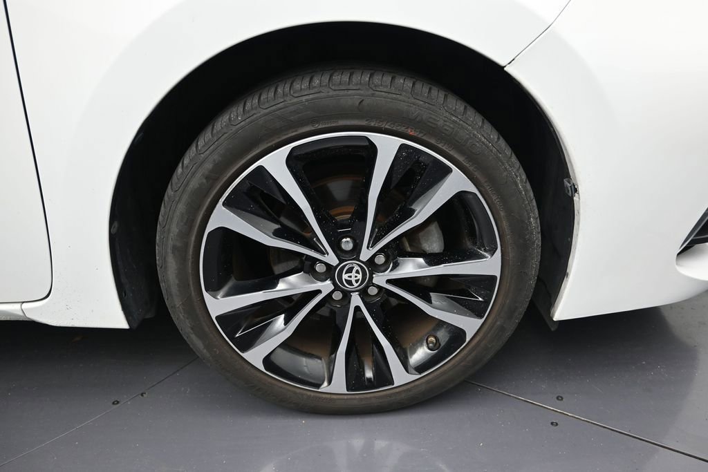 Used 2019 Toyota Corolla SE FWD image 9