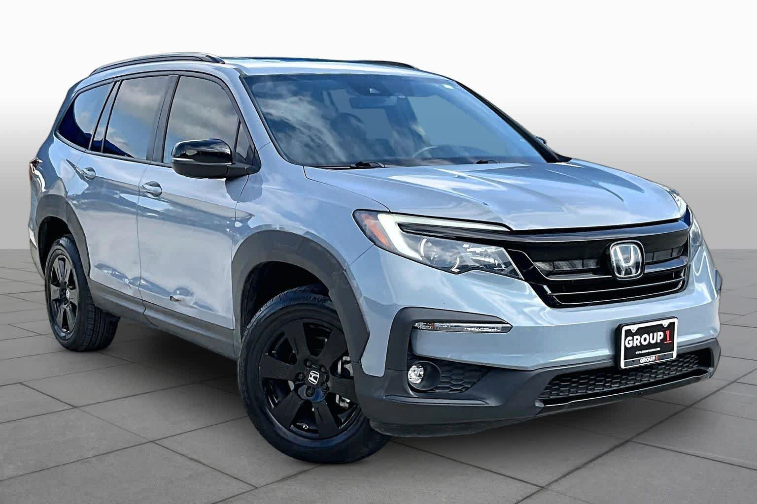 Used 2022 Honda Pilot TrailSport image 3