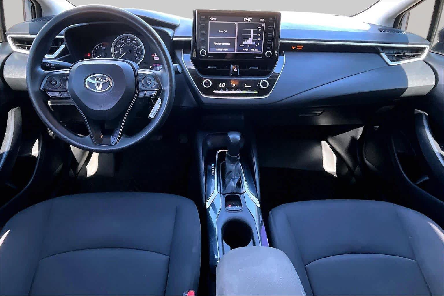 Used 2022 Toyota Corolla LE FWD image 15