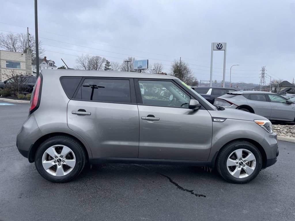 Used 2018 Kia Soul FWD image 4