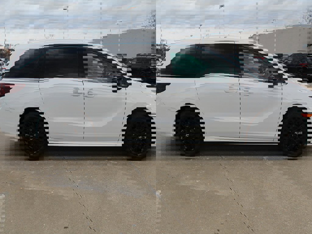 New 2026 Honda Odyssey Sport-L image 3
