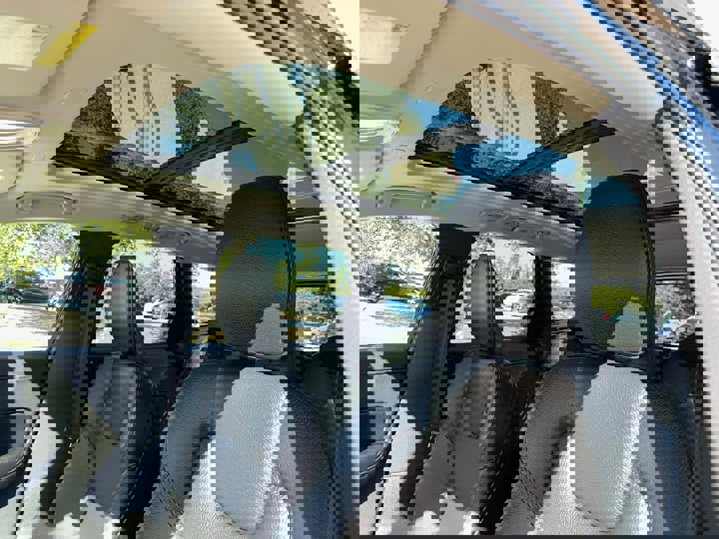 Certified 2023 Volvo XC60 B5 Plus image 11