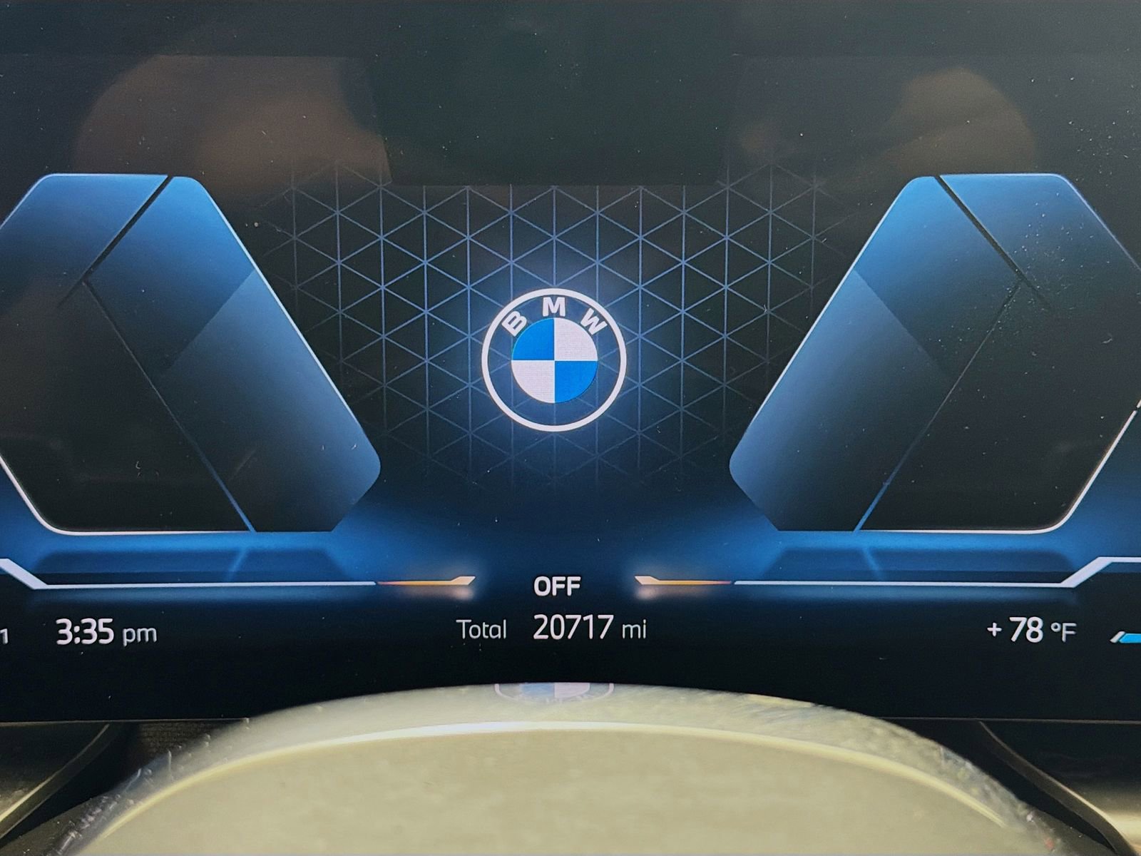 Used 2024 BMW 740i RWD image 13