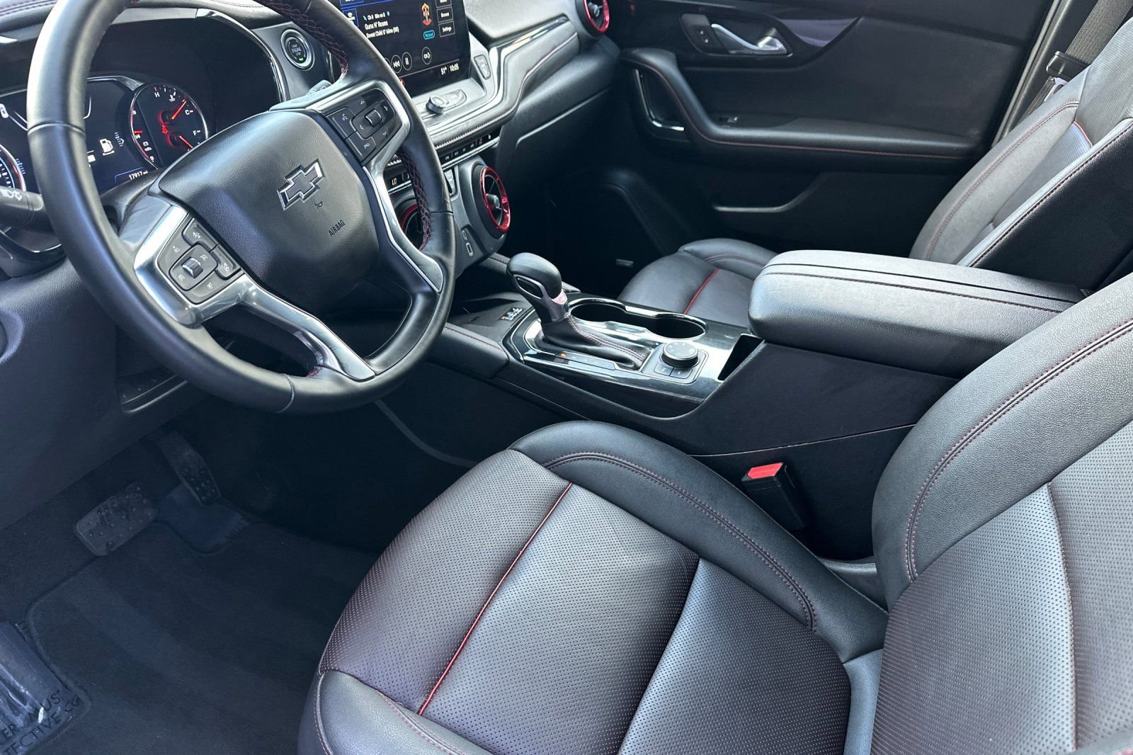 Used 2025 Chevrolet Blazer RS image 10