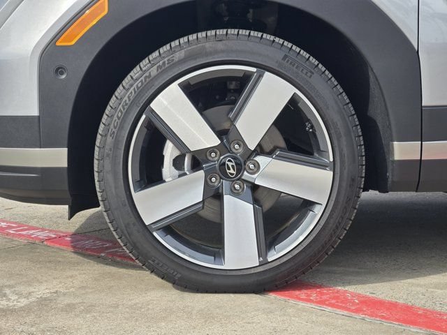 Certified 2026 Hyundai Santa Fe Limited AWD/4WD image 11