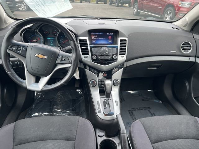 Used 2014 Chevrolet Cruze LT image 19