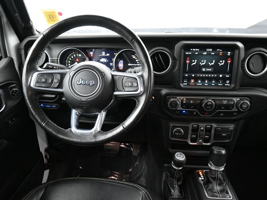 Used 2023 Jeep Wrangler Unlimited Sahara w/ Cold Weather Group image 21