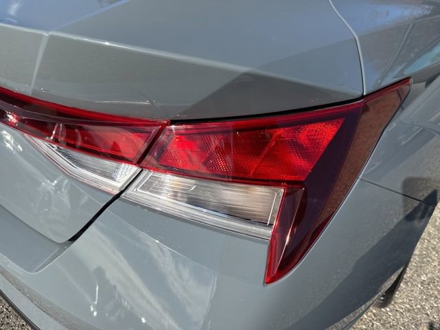 Certified 2023 Hyundai Elantra SEL w/ Convenience Package image 31