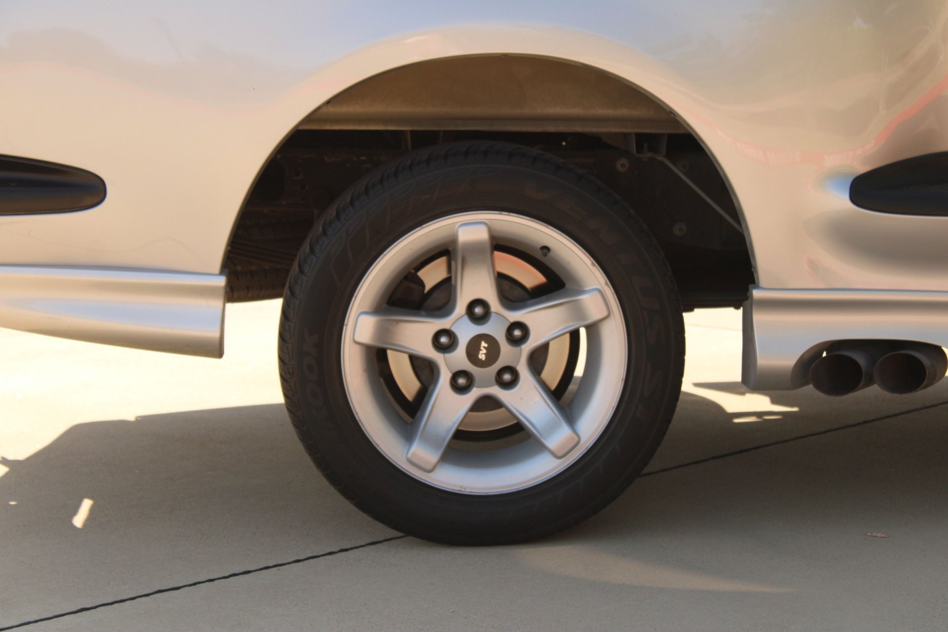 Used 2000 Ford F150 Lightning RWD image 32