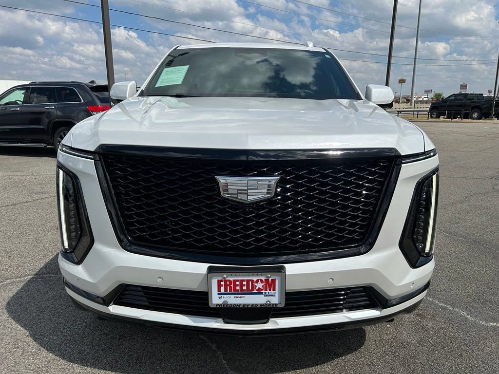 Used 2025 Cadillac Escalade Sport w/ LPO, ONYX Package RWD image 8