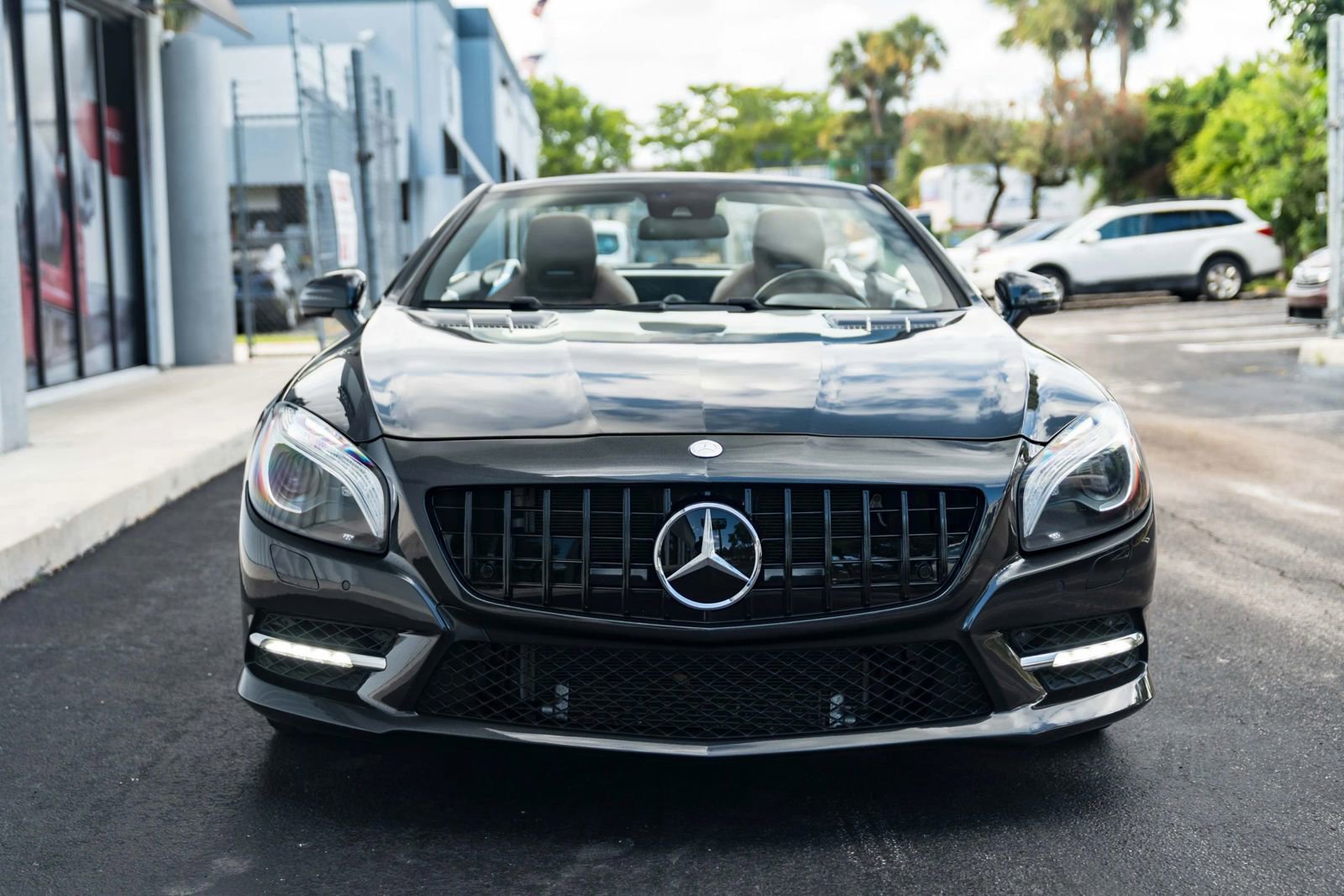 Used 2015 Mercedes-Benz SL 550 image 2