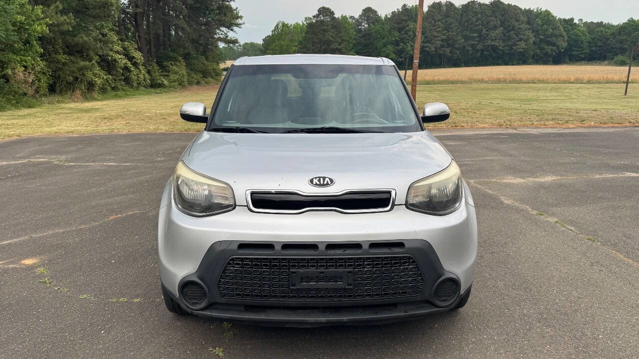 Used 2014 Kia Soul + w/ Audio Package FWD image 3