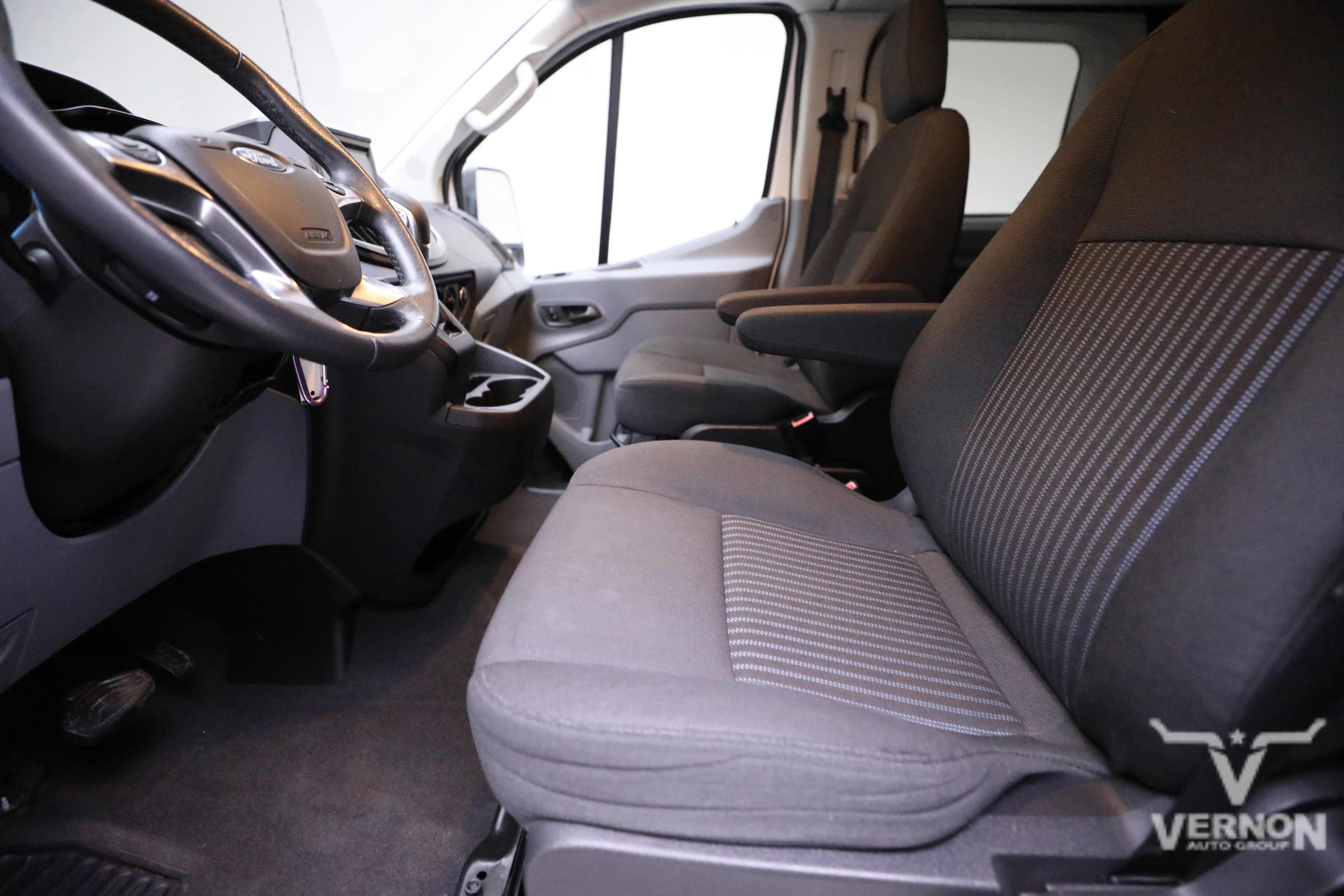 Used 2016 Ford Transit 350 XLT image 10