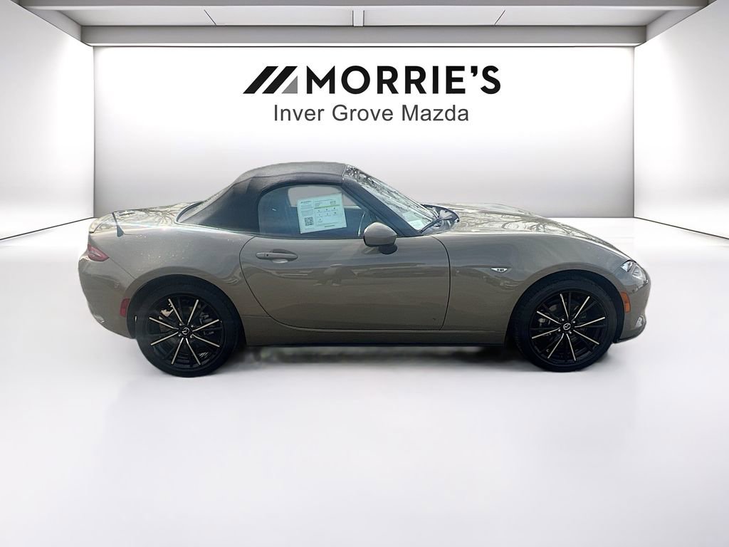 Used 2024 MAZDA MX-5 Miata Grand Touring w/ Weather Package image 4