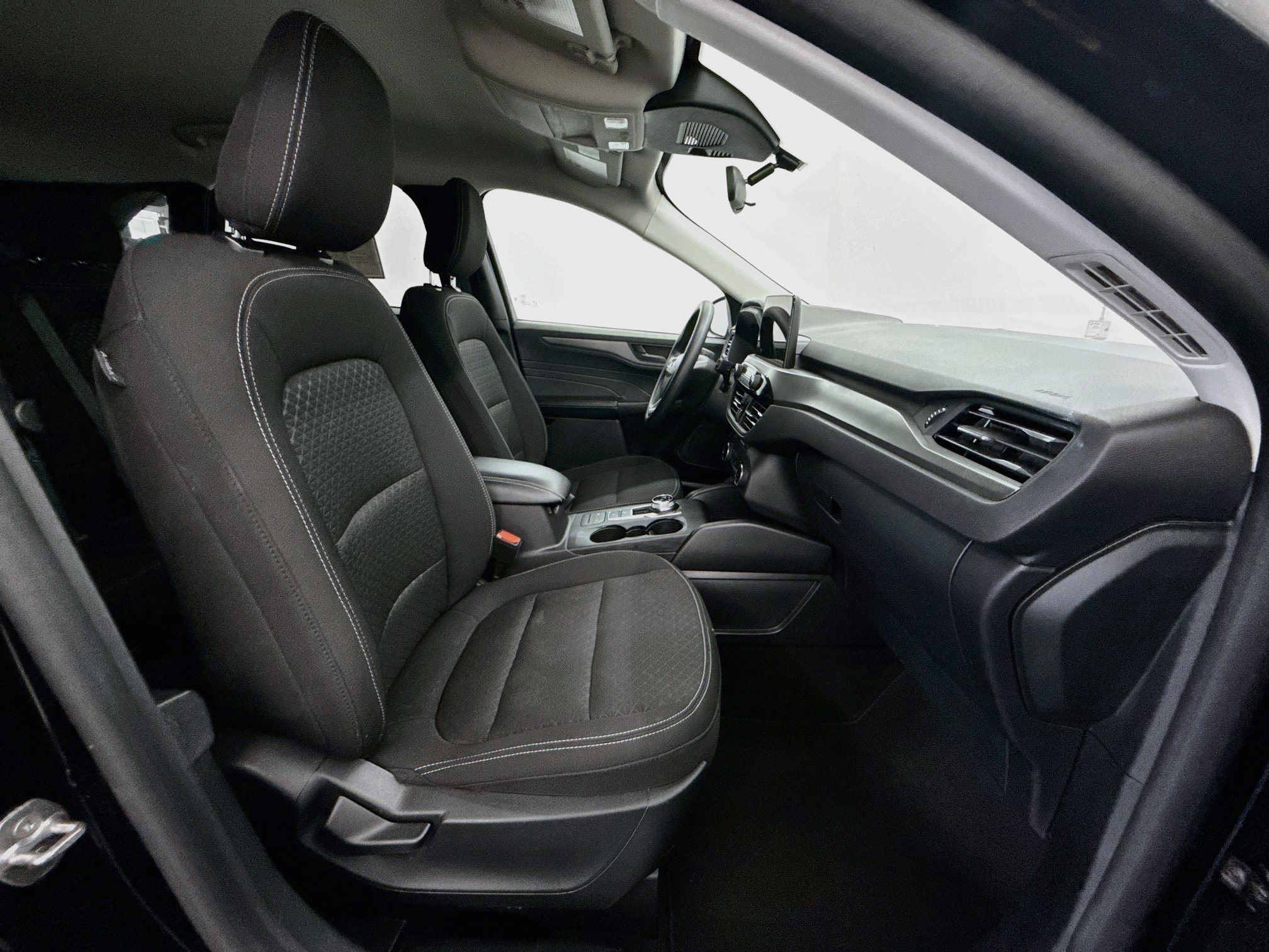 Used 2025 Ford Escape Active FWD image 32
