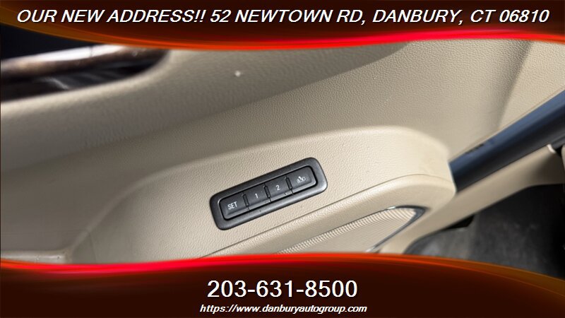 Used 2016 GMC Yukon SLT w/ Open Road Package RWD image 11