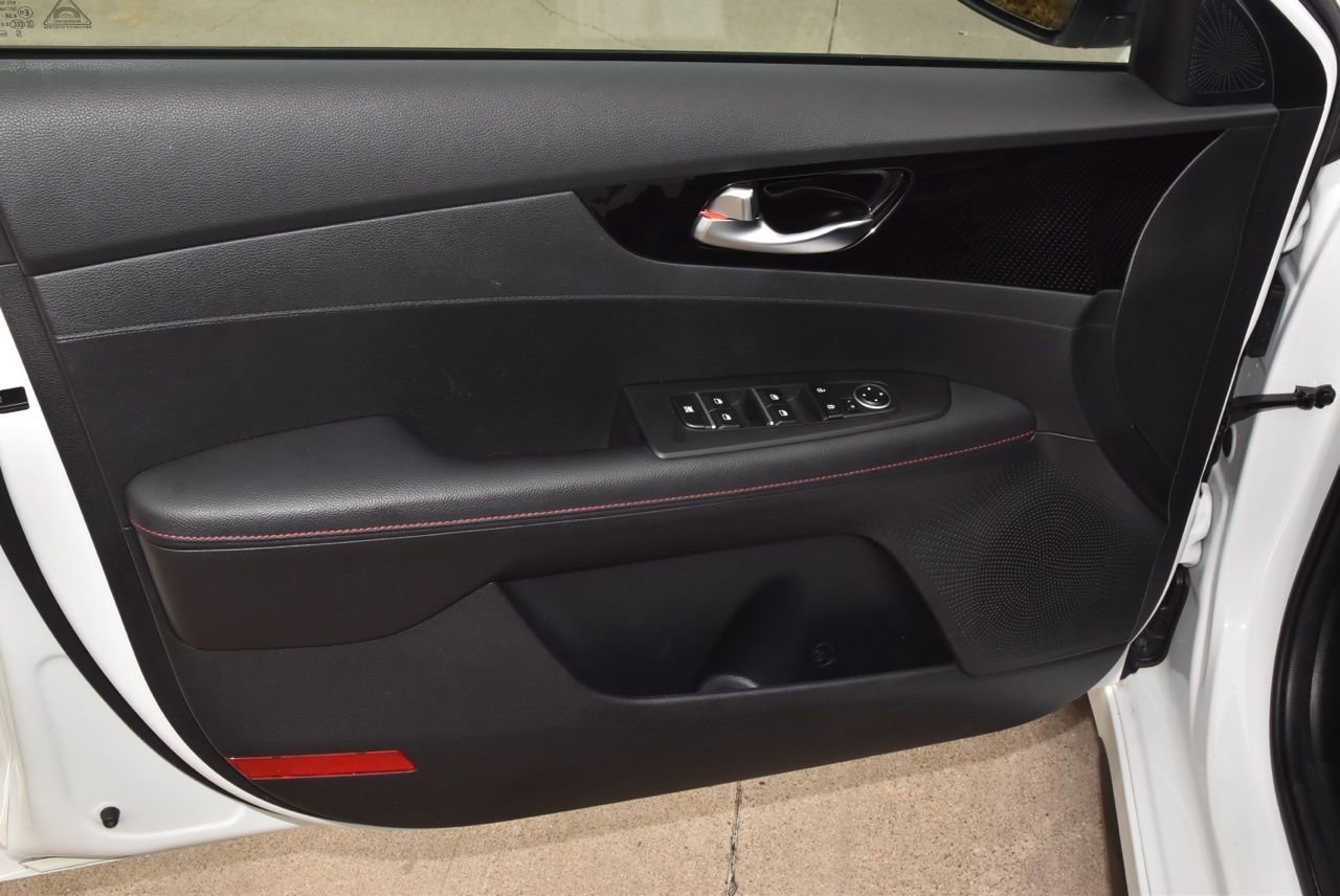 Used 2022 Kia Forte GT w/ GT Technology Package FWD image 35