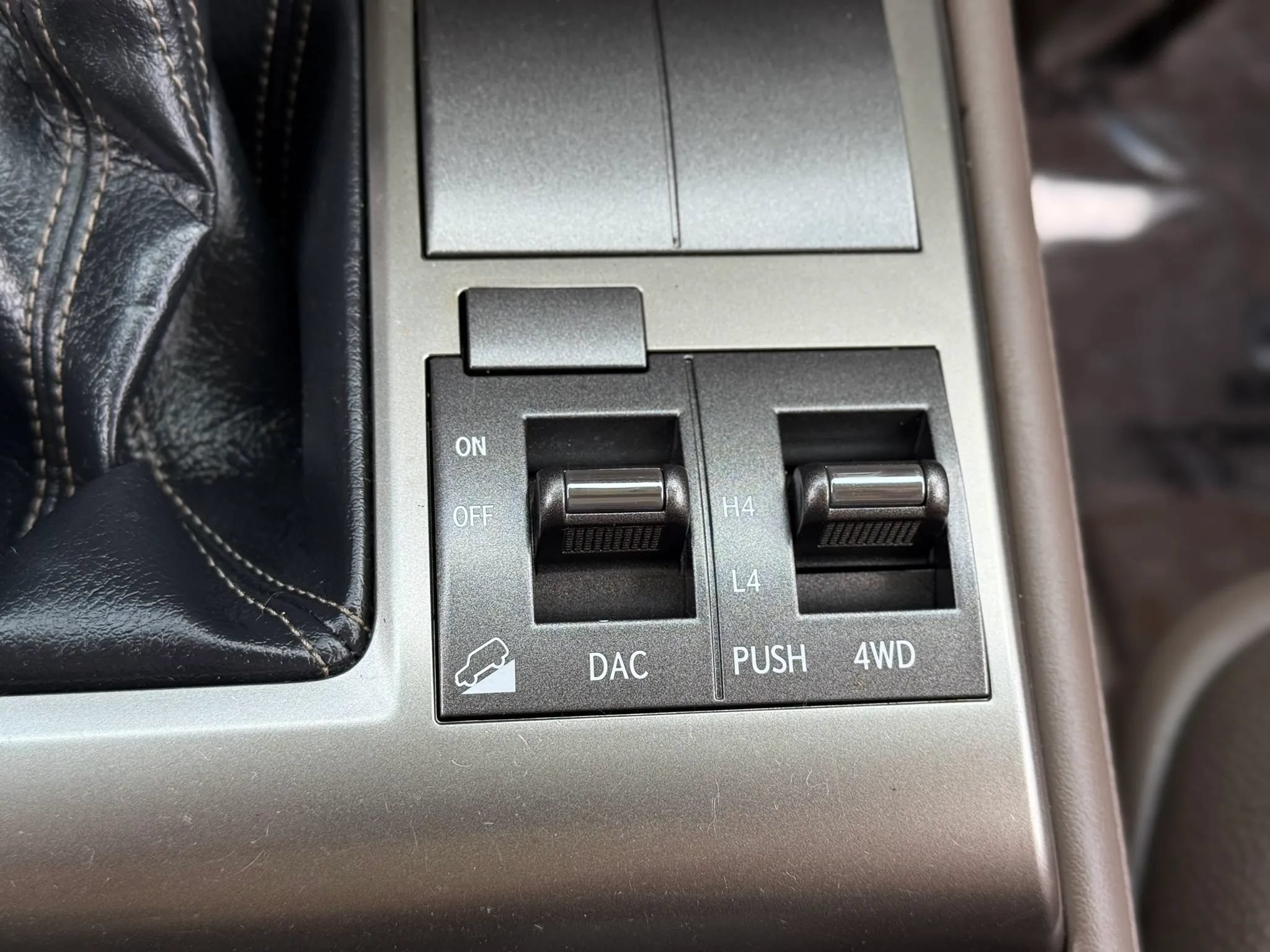Used 2019 Lexus GX 460 Premium AWD/4WD image 25