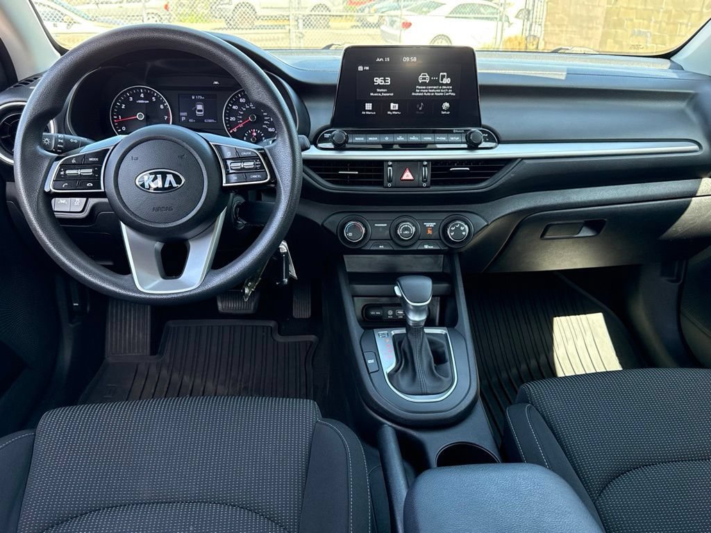 Used 2021 Kia Forte LXS FWD image 28