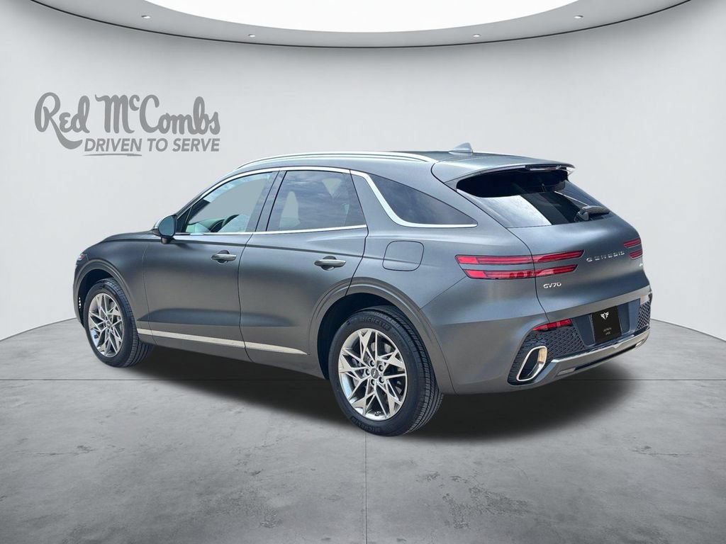 Used 2025 Genesis GV70 2.5T AWD/4WD image 3
