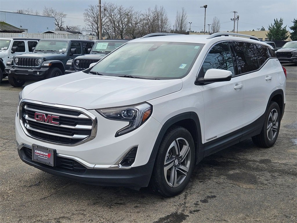Used 2021 GMC Terrain SLT image 3