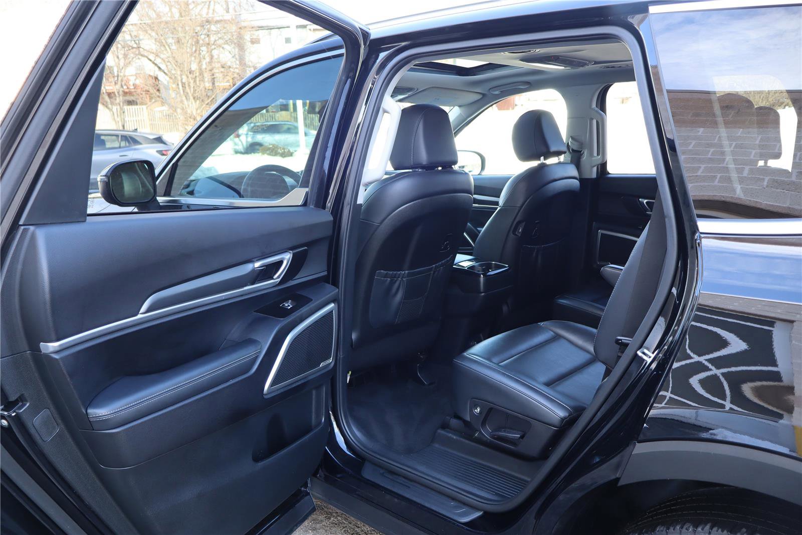 Used 2021 Kia Telluride S image 24