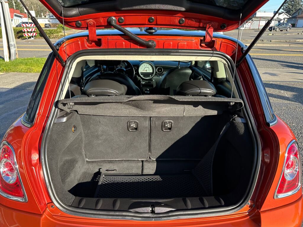 Used 2011 MINI Cooper S image 11
