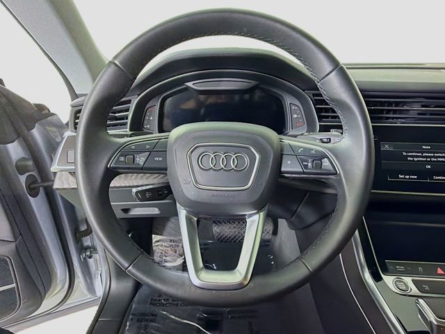 Used 2022 Audi Q8 Premium Plus image 12