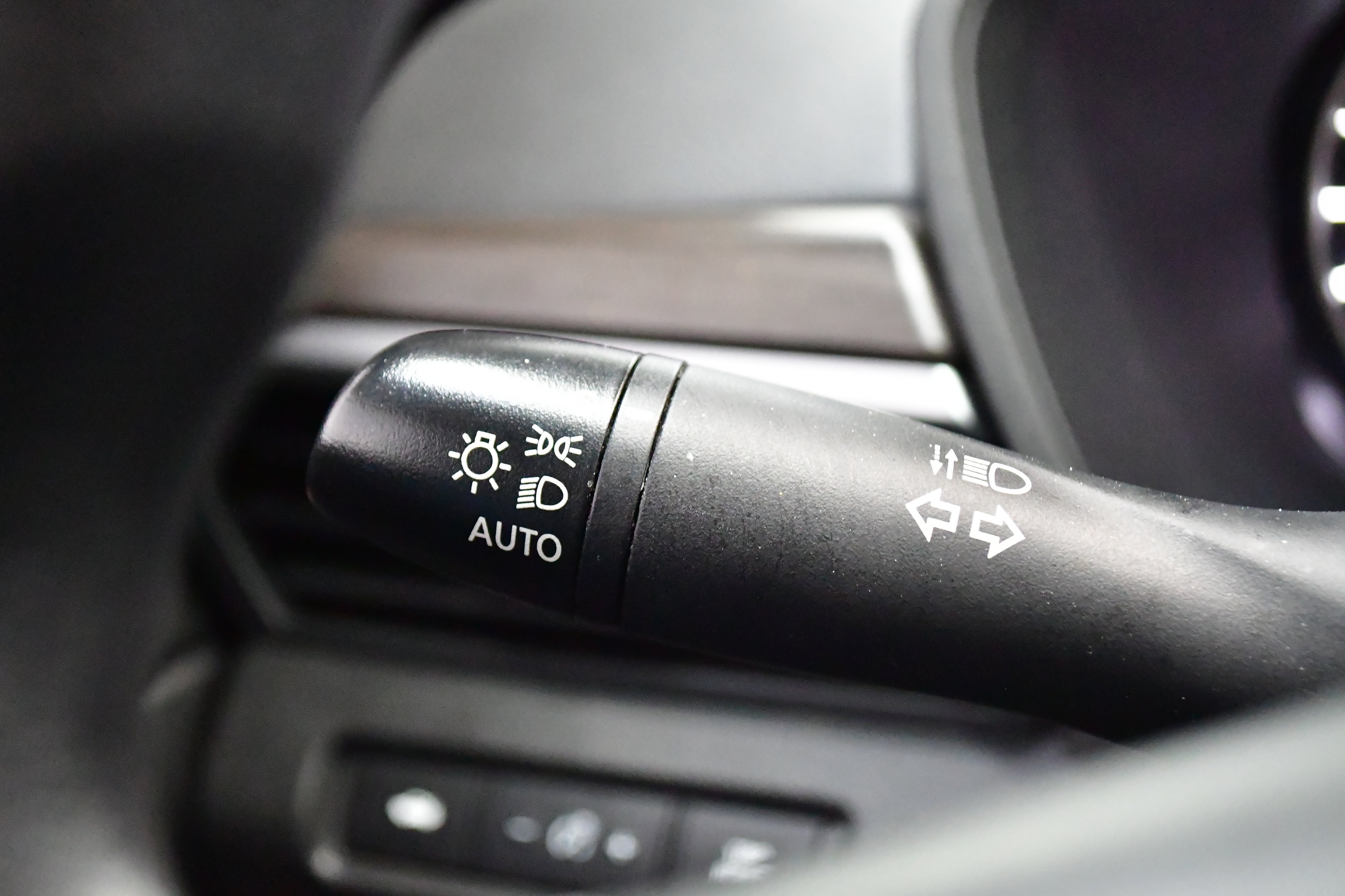 Used 2024 Nissan Altima 2.5 SV image 33