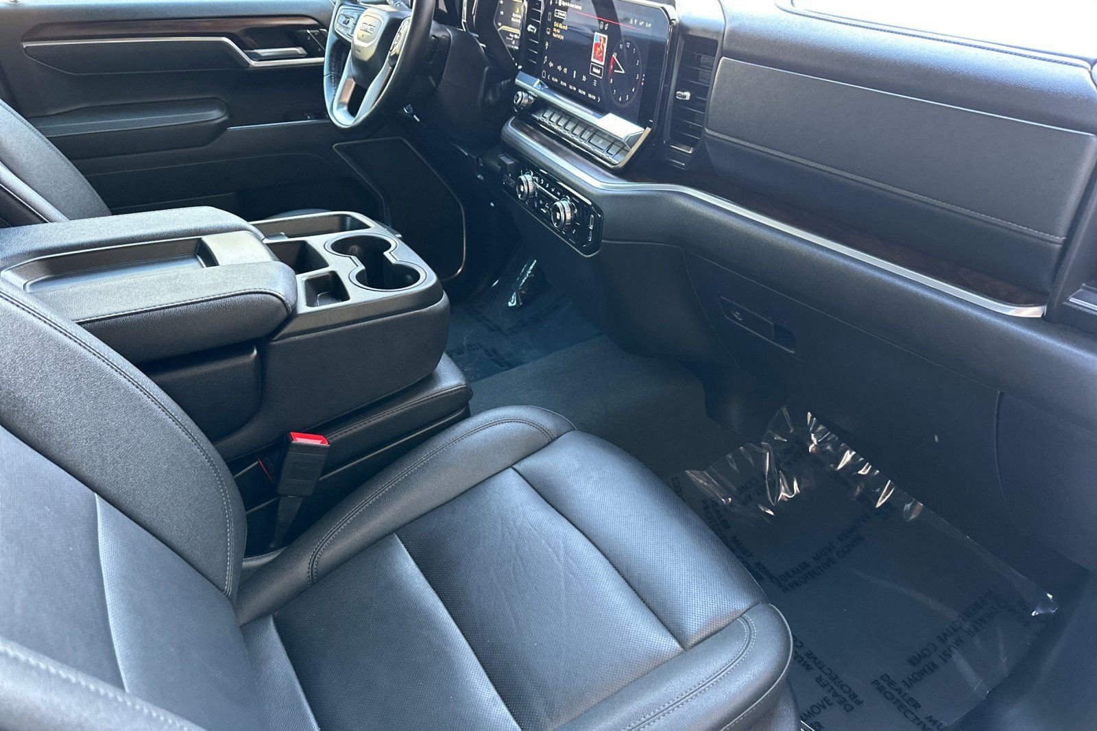 Certified 2025 GMC Sierra 1500 SLT image 19