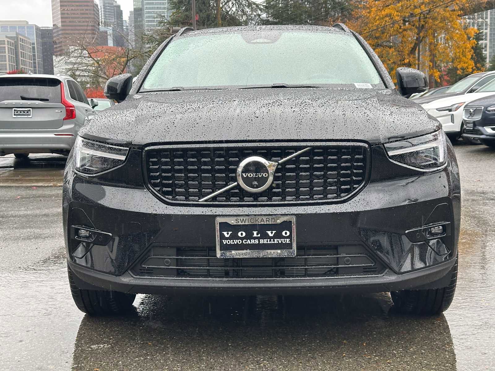 New 2026 Volvo XC40 B5 Plus w/ Climate Package image 9
