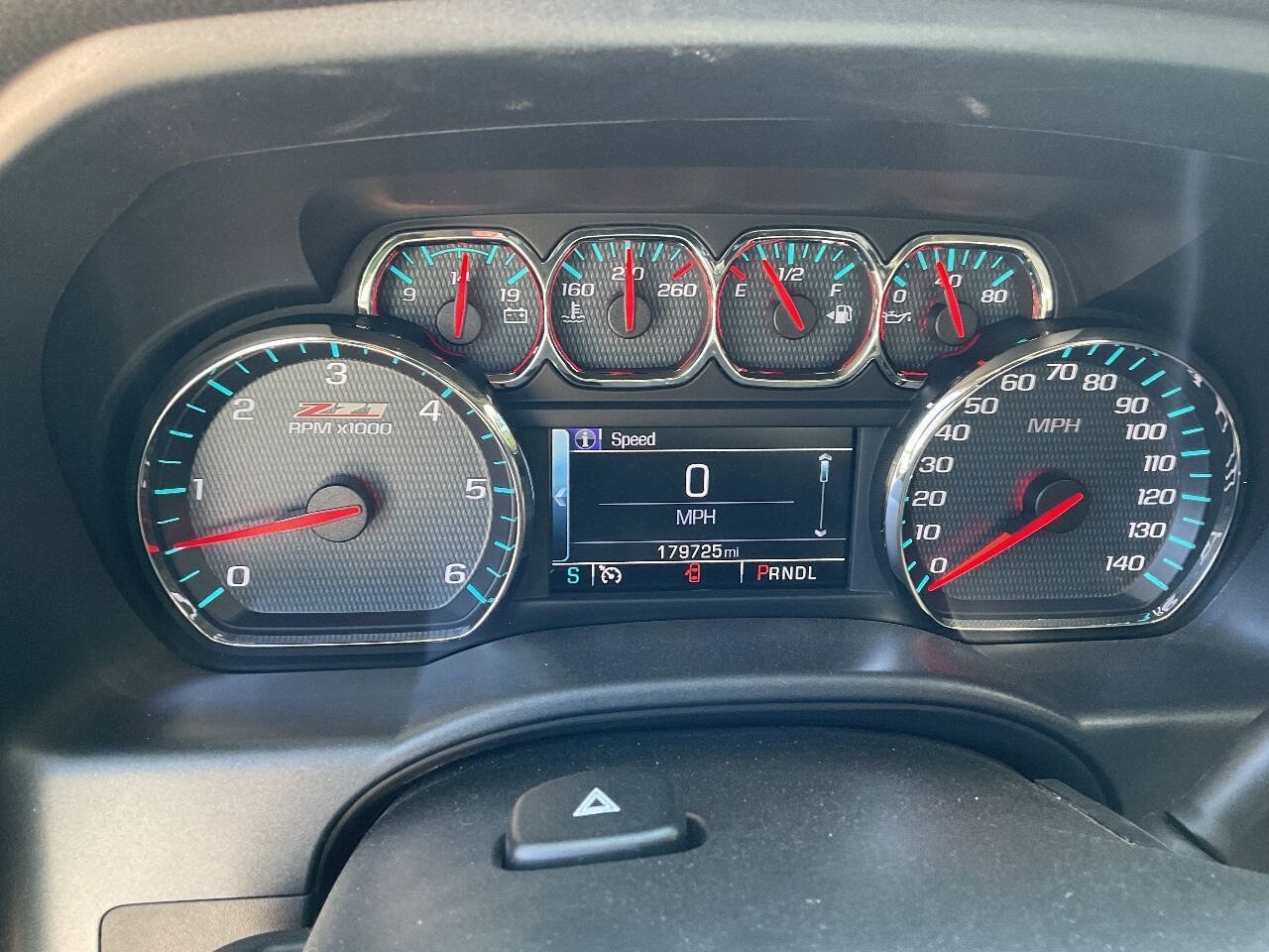 Used 2018 Chevrolet Silverado 1500 LTZ Z71 w/ Redline Edition AWD/4WD image 7
