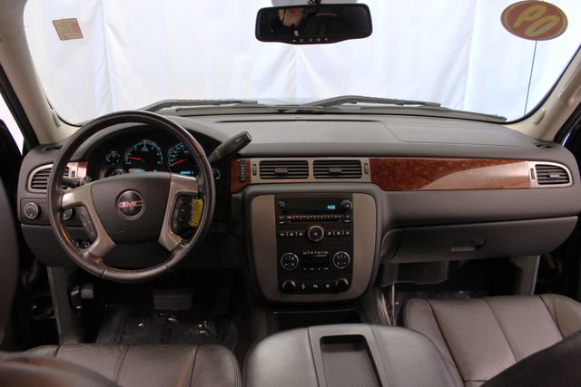 Used 2009 GMC Sierra 3500 SLT w/ SLT Convenience Package AWD/4WD image 17