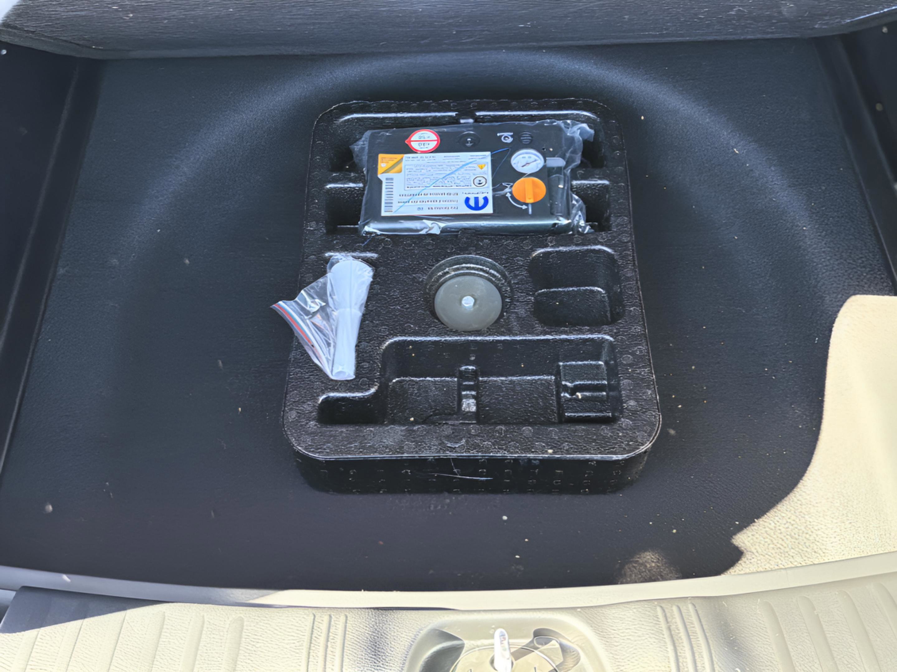 New 2026 Jeep Compass Latitude image 29