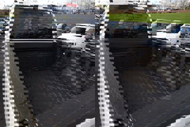 New 2026 Ford F350 Lariat w/ Black Appearance Package image 5